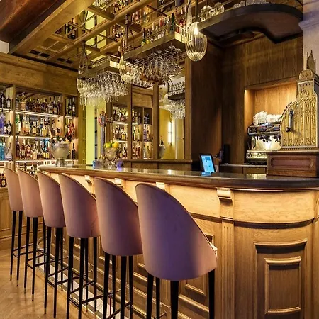 Отель Gloria De Sant Jaume 5*