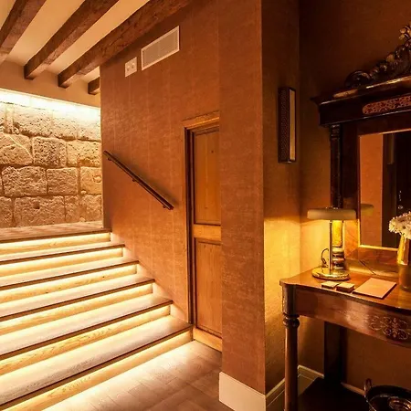 Отель Gloria De Sant Jaume 5*