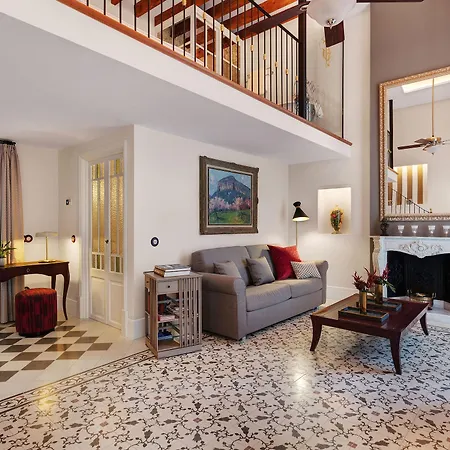 Hotel Gloria De Sant Jaume 5*