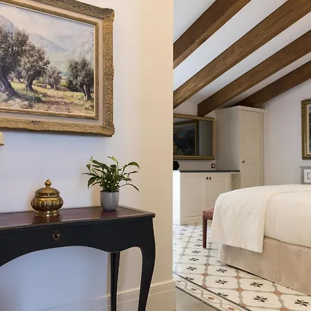 Hotel Gloria De Sant Jaume 5*
