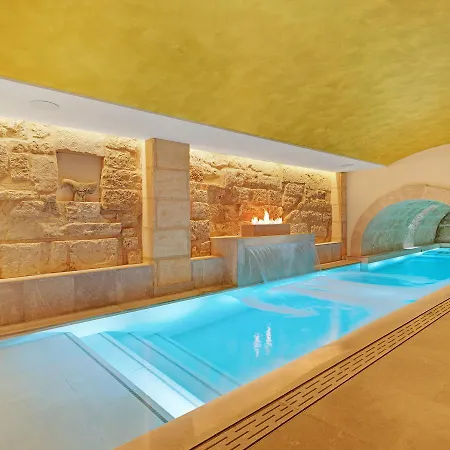 ホテル Gloria De Sant Jaume 5*